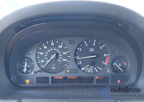 2005 BMW X5 4.4I z USA, uszkodzony, nr VIN 5UXFB53545LV17489